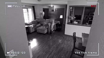 Riproduci Amore amatoriale registrato con una telecamera nascosta quando tradisce il fidanzato