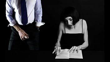 Redă Este la dispozitia barbatilor puternici care doresc sa faca xxx in grup