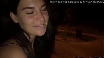 Jouer Il a accepté de faire du xxx oral très brutal