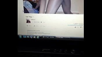 Reproducir La rubia de nalgas grandes es follada por un cliente que le dice que se mueva lo máximo posible