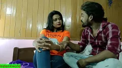 Jouer Creampie intense en levrette d'Indian Desi Bhabhi !