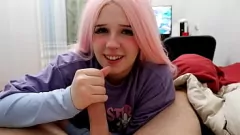 Reproduzir Namorada adolescente fofa dá boquete e punheta intensos - não perca a boca!