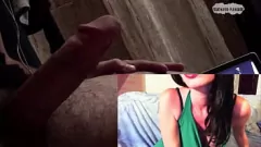 Afspelen Touchless cumshot-orgasme van Italiaanse camgirl met grote tieten
