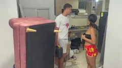 Reproducir Latina Vixen exige una cogida dura a cambio de la renovación del apartamento