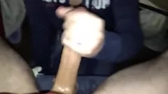 Reproducir Skinny MILF EMMMA95 le da intenso a la paja POV y la corrida