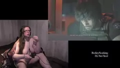 Riproduci Nude Resident Evil 3 Gamer Girl con tatuaggi e grande bottino