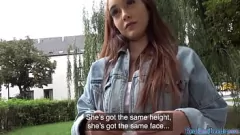 Afspelen Brunette Teen wordt trucs in het openbaar: POV Pussy Fuck, Blowjob en Handjob voor contant geld