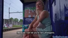 تشغيل شقراء يوروبابا مع كبير الثدي يحصل على سحبها في الهواء الطلق بوف الجنس مص الديك و ركوب راعية البقر العكسي قبل الملعقة