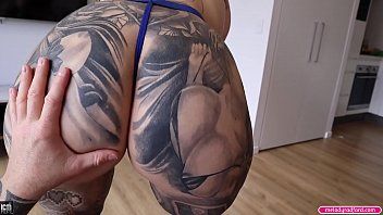 Abspielen Video mit xnxx mit einer Stadtmuschi