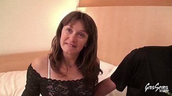 Riproduci Silvye una milf violentata nel gruppo