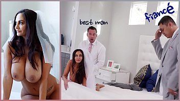 Reproducir El caballero de honor se folla a la novia que ava addams pilla mientras se masturba